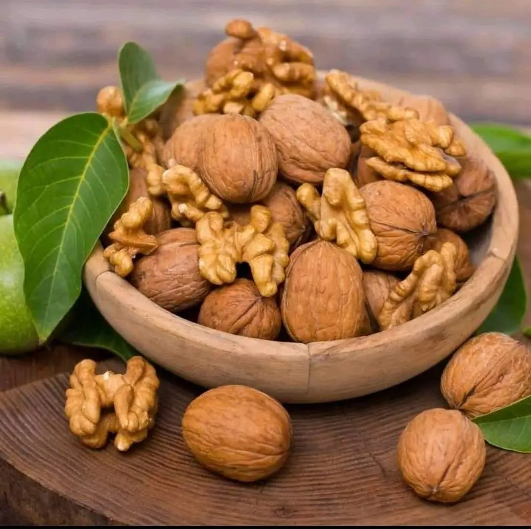 اسانس گردو خوراکی: ۱۲ ایده طلایی برای کیک و شیرینی ۲۰۲۶ 2 اسانس گردو خوراکی